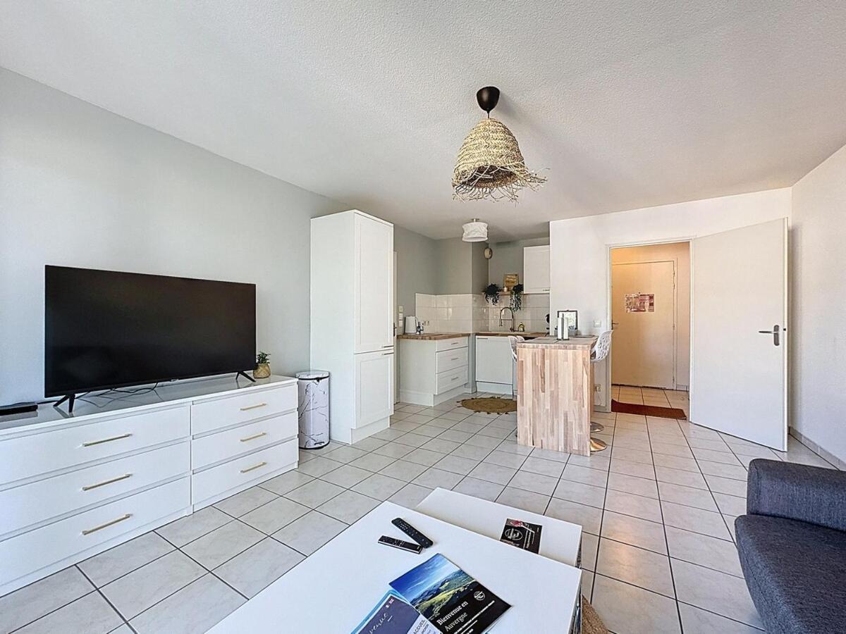 Sejour Cosy - Lit 180X200 - Wifi - Parking Apartment Клермон-Феран Екстериор снимка